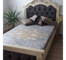 Двуспальная кровать Венеция MUR-101-01 с каретной стяжкой